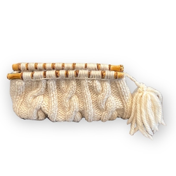 Handmade Cableknit Sweater Bamboo Handle Tassle Clutch Bag Ivory - Picture 1 of 7